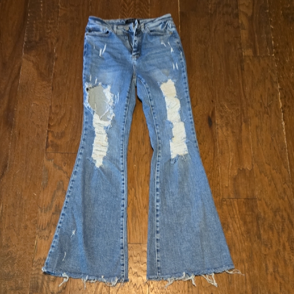 Judy Blue Light Blue Distressed Flare Jeans